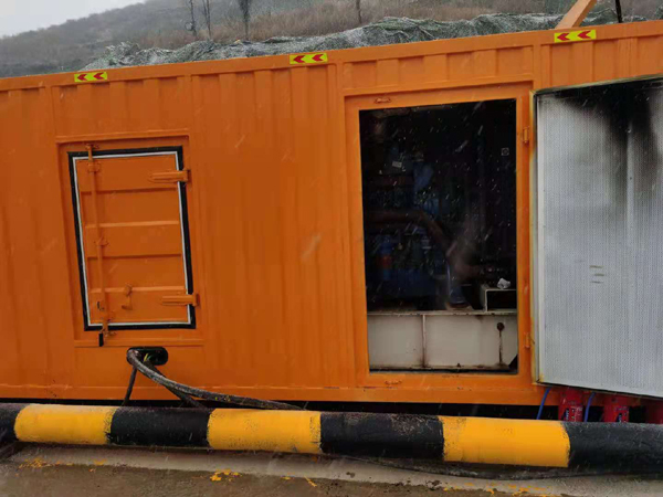 兴宾发电机出租 发电机的工作原理介绍