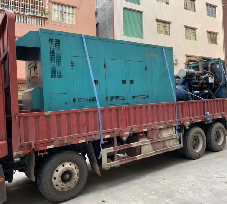 兴宾如何在不同负载率下确保 400KW 柴油发电机组的正常运行？
