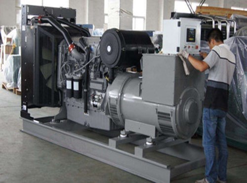 兴宾柴油发电机空气滤清器堵塞会对发电机组产生哪些影响？