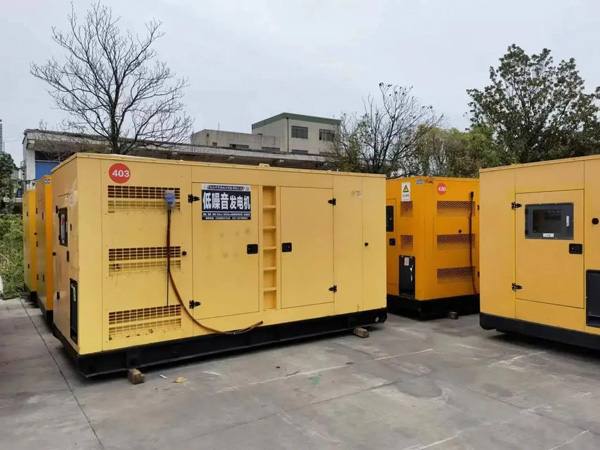 兴宾干式空气滤清器和湿式空气滤清器有什么区别？