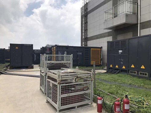 兴宾除了定期检查，还有哪些方法可以及时发现接触式转速表探头的磨损？