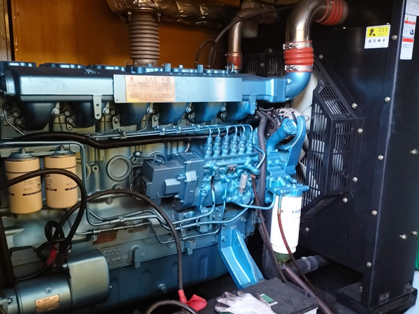 兴宾磷酸铁锂蓄电池的使用寿命与哪些因素有关？